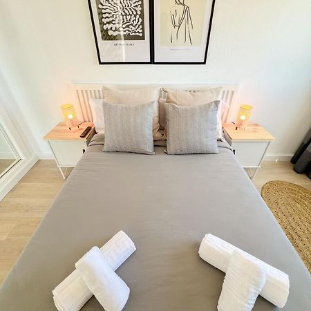 Palm Beach Aparment Sea Views Торемолинос Екстериор снимка