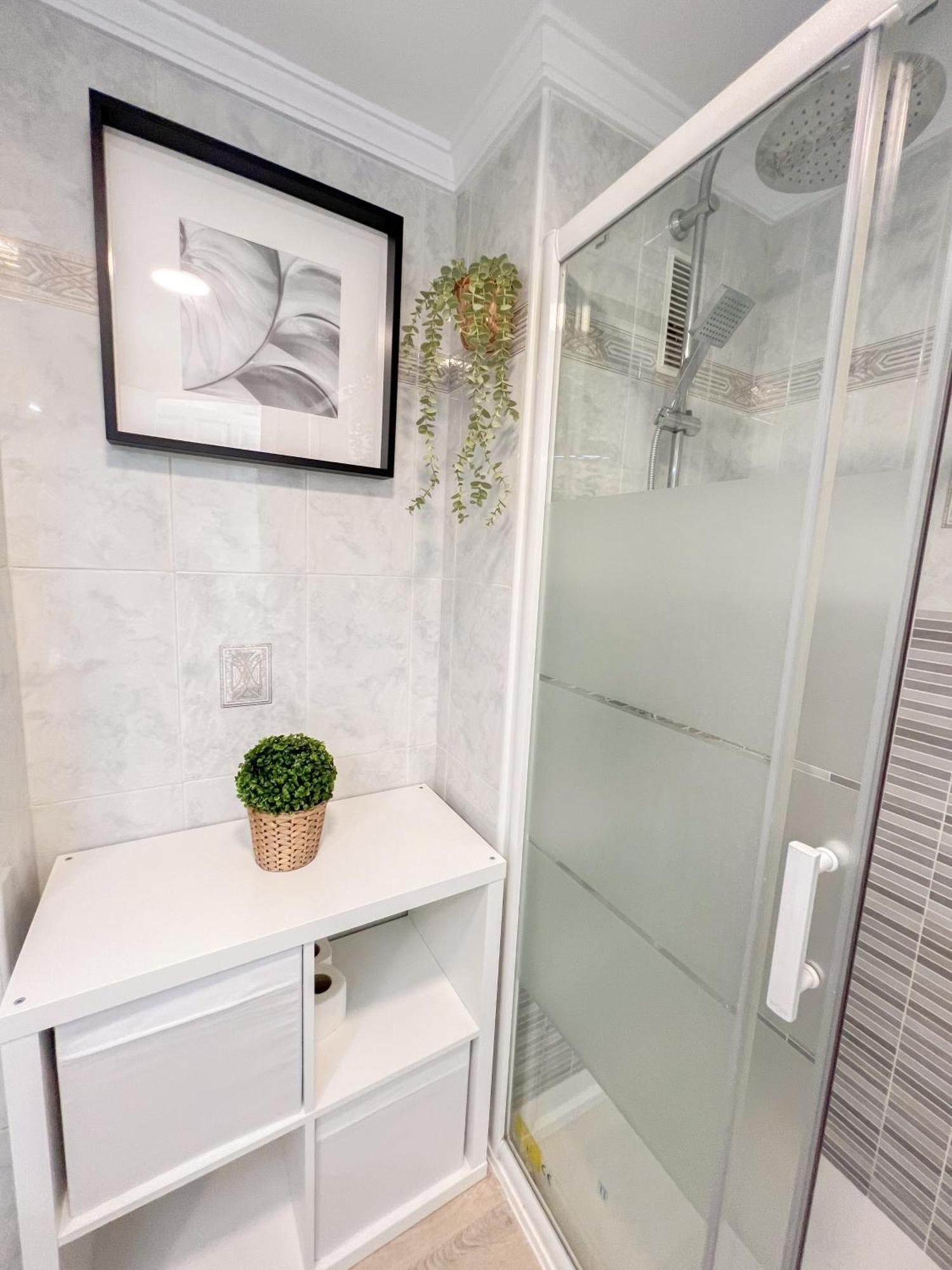 Palm Beach Aparment Sea Views Торемолинос Екстериор снимка