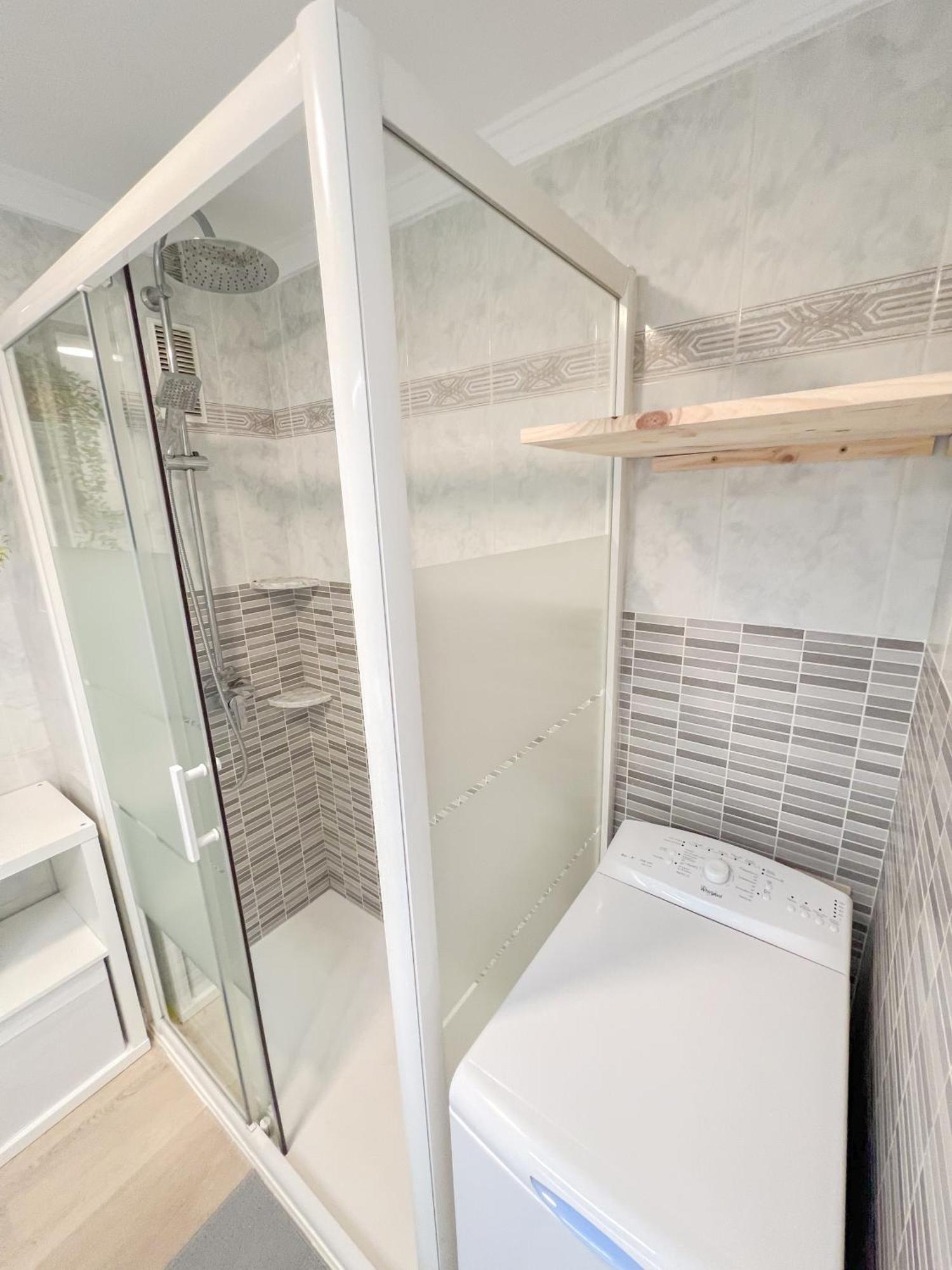Palm Beach Aparment Sea Views Торемолинос Екстериор снимка